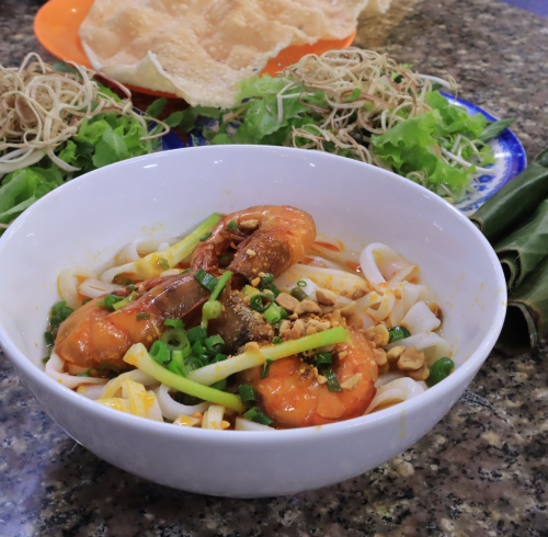MÌ QUẢNG TÔM